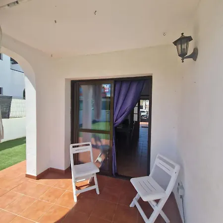 Tobia Villa *