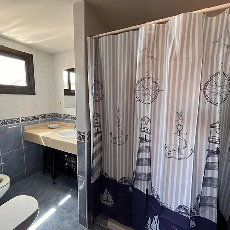 Tobia * 科拉雷侯